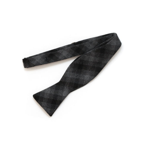 Bow Tie in Midnight Plaid Italian Wool