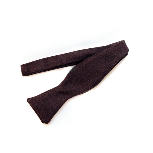 Bow Tie in Burgundy Cashmere